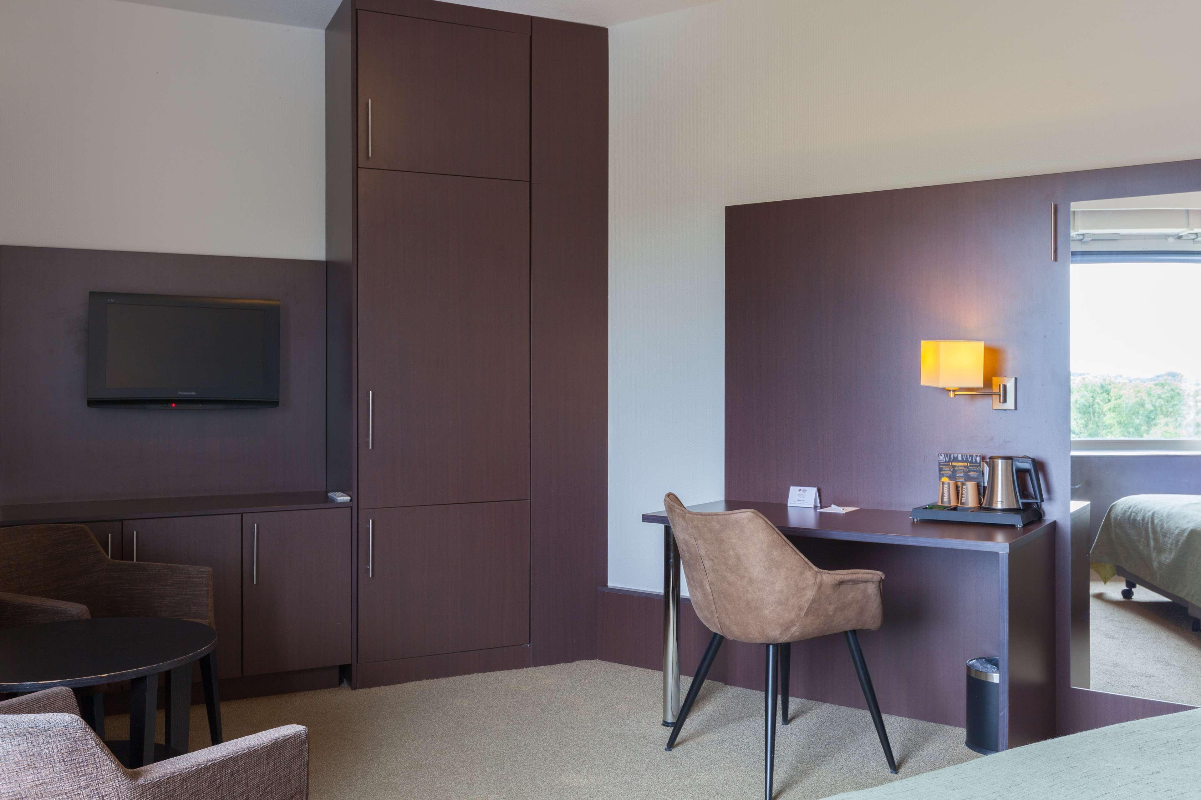 Best Western Plus Flatonia Exterior foto
