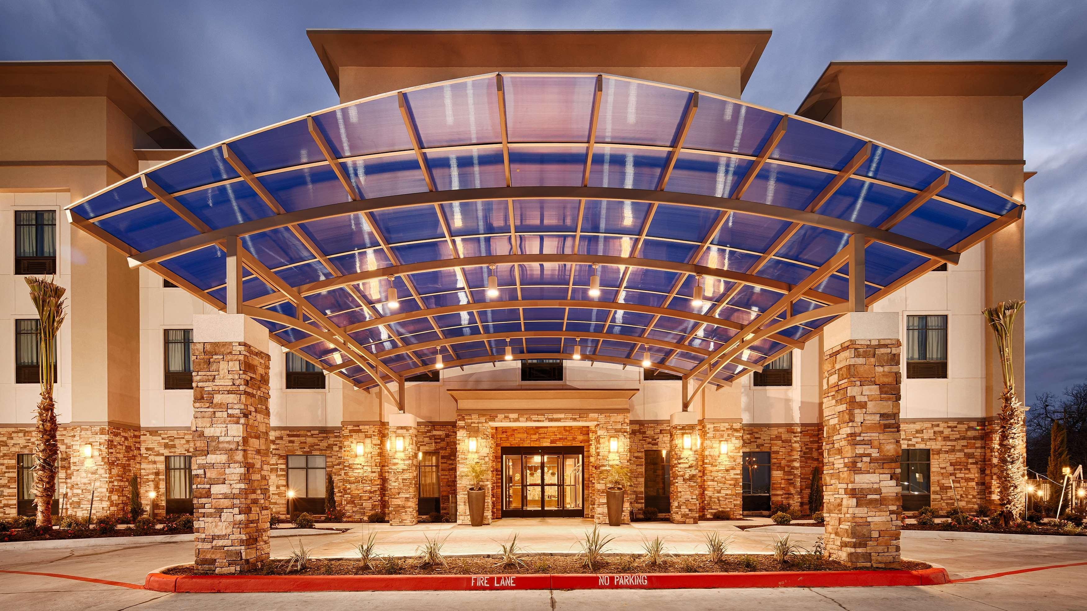 Best Western Plus Flatonia Exterior foto